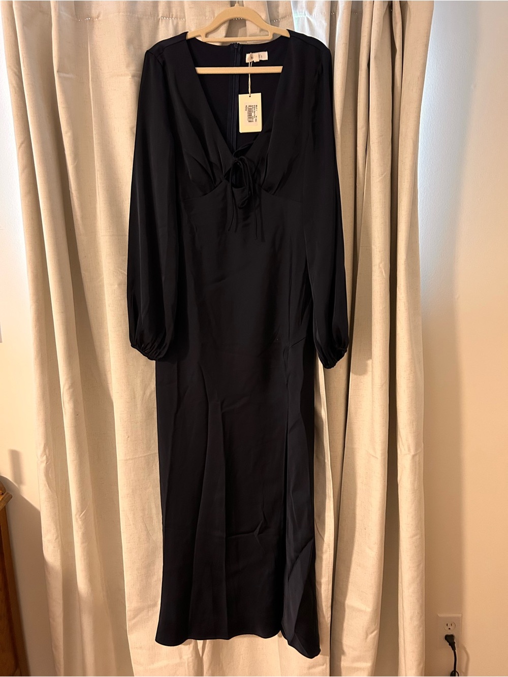 Black Midi Dress with Tie-Front Detail and Long Sleeves